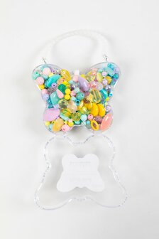 Kralen in vlinderdoos / Beads