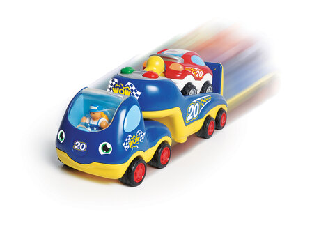 Rocco&#039;s racewagen met oplegger/WOW Toys 3