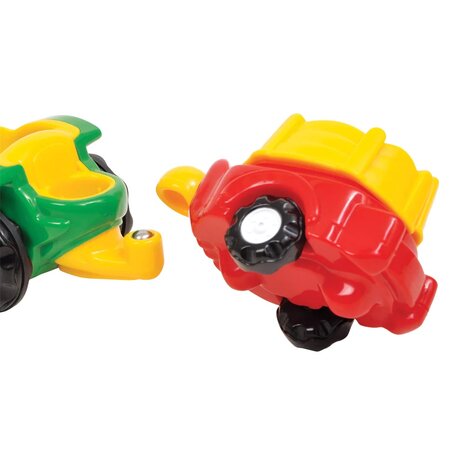 Taylor's Tractor Ride / WOW Toys